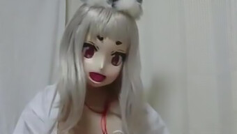 Japansk Stuepige I Kigurumi