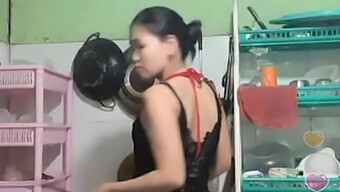 Vietnamese Cam Models On Bigo Live - Part 1