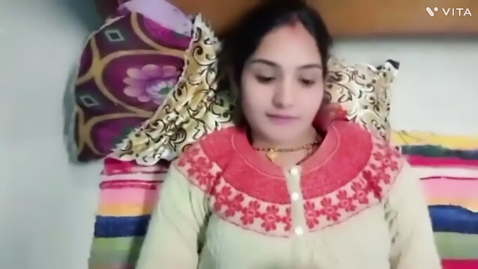 Întâlnirea Intimă A Fratelui Vitreg Și A Bhabhi-Ului Indian În Timp Ce Soțul Este Plecat