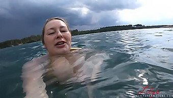 Vollbusige Schöne Fette Weiber Im Bikini