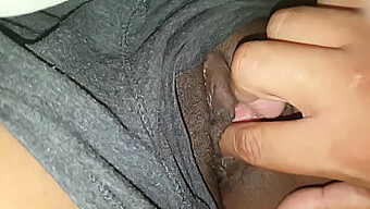 Amateur Black Girl'S Tight And Wet Pussy