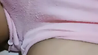 Janda'S Sensual Vocals And Upskirt View Of Big Tits